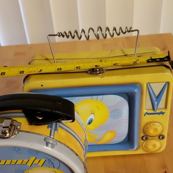 Set of 2 Tweety Bird Tin Lunchbox - Picture 8 of 8
